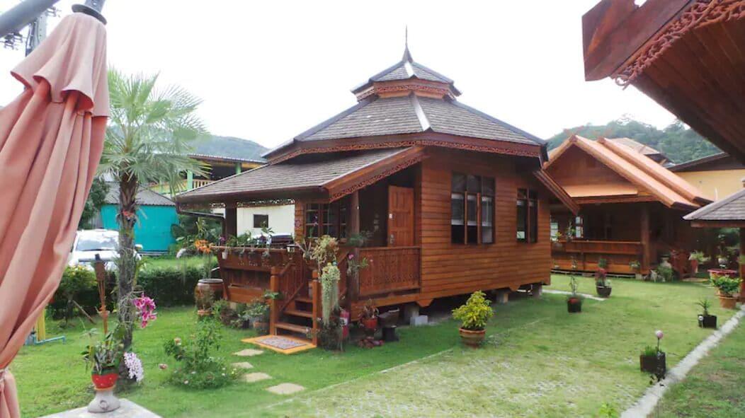 Golden Teak Resort Baan Sapparot หาดกมลา ภายนอก รูปภาพ